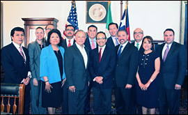 Secretary Cascos photographed with Mexican Consulate representatives.