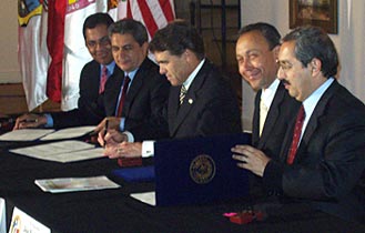 The Border Governor's sign the Agreement for Regional Progress